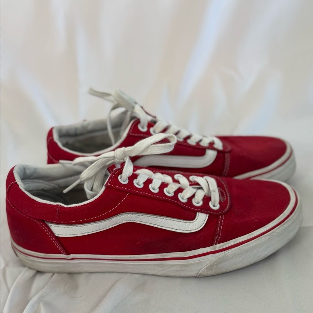 Vans Red White Men’s Size 9 Skate Shoes Old Skool Canvas Low